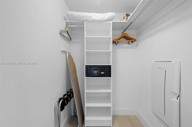 4010 S Ocean Dr T3905, Hollywood, FL 33019