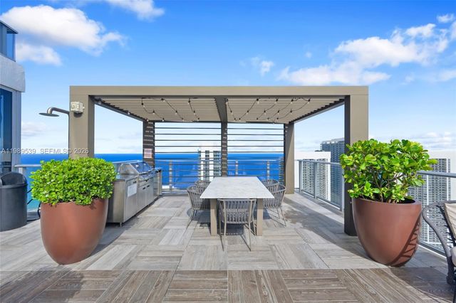 4010 S Ocean Dr T3905, Hollywood, FL 33019