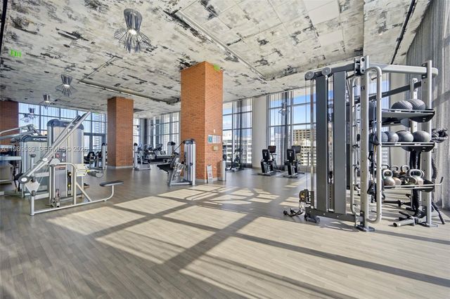 4010 S Ocean Dr T3905, Hollywood, FL 33019