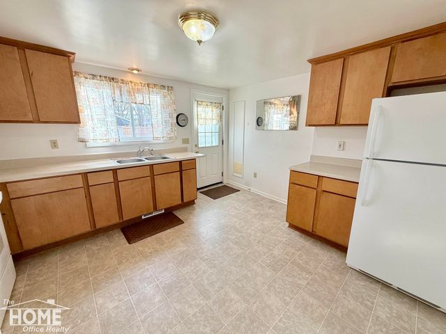 2010 Kilbourn Avenue, Owosso, MI 48867