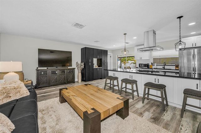 1575 SANDALWOOD DRIVE, Dunedin, FL 34698