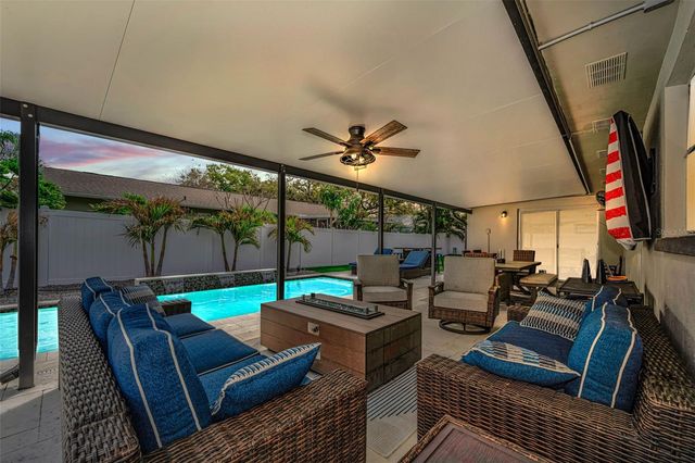 1575 SANDALWOOD DRIVE, Dunedin, FL 34698