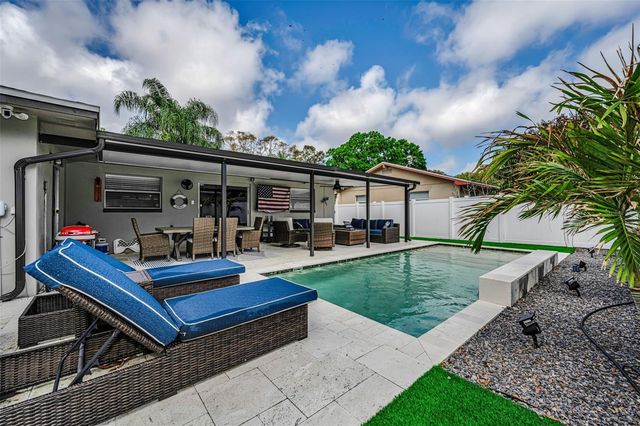 1575 SANDALWOOD DRIVE, Dunedin, FL 34698