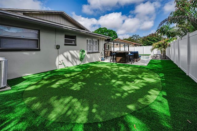 1575 SANDALWOOD DRIVE, Dunedin, FL 34698