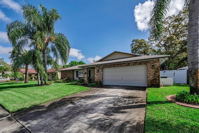 1575 SANDALWOOD DRIVE, Dunedin, FL 34698