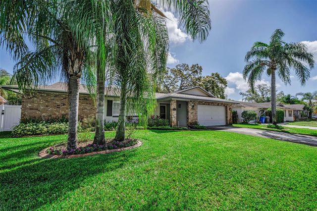 1575 SANDALWOOD DRIVE, Dunedin, FL 34698