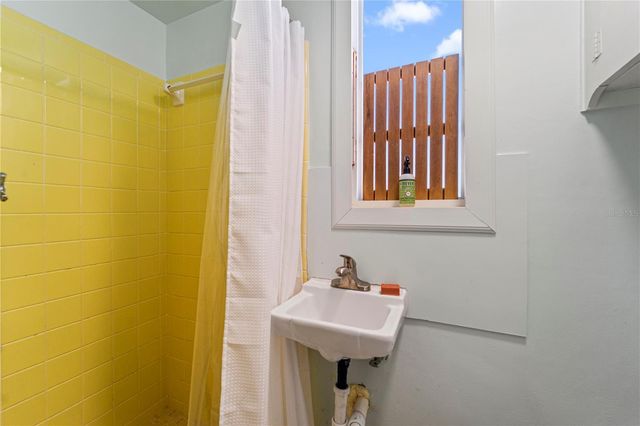 6660 BAY STREET, St Pete Beach, FL 33706