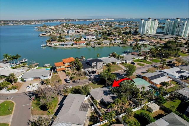 6660 BAY STREET, St Pete Beach, FL 33706