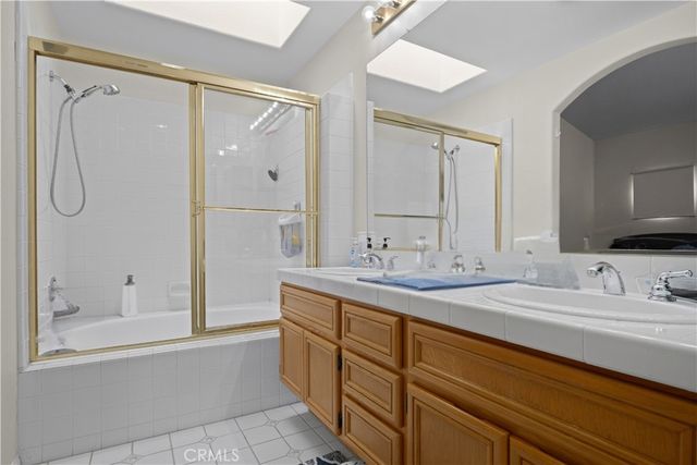 113 Autumn Oaks Lane, Glendora, CA 91741