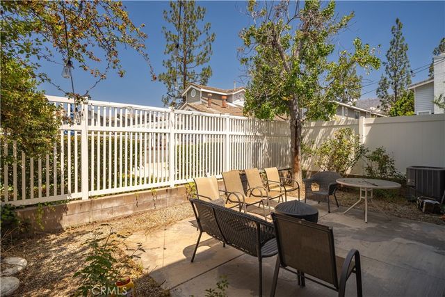 113 Autumn Oaks Lane, Glendora, CA 91741