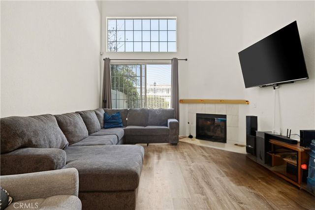 113 Autumn Oaks Lane, Glendora, CA 91741