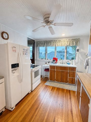 15 Michael Ave, Scituate, MA 02066