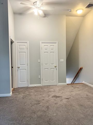 17 Foster St 15, Brockton, NH 03201