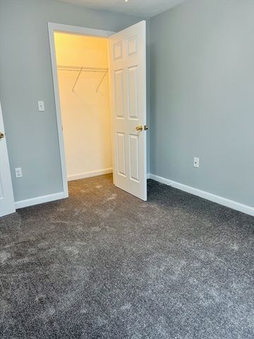 17 Foster St 15, Brockton, NH 03201
