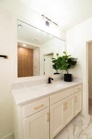 525 NW 27th Street, Oklahoma City, OK 73103