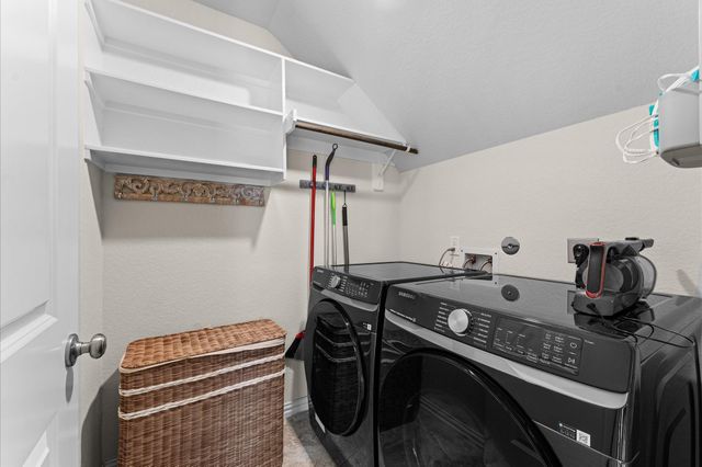 2406 Shoal Valley Lane, Richmond, TX 77469