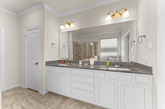 2406 Shoal Valley Lane, Richmond, TX 77469