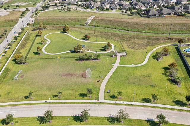 2406 Shoal Valley Lane, Richmond, TX 77469