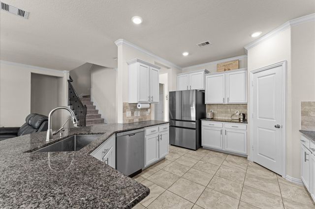 2406 Shoal Valley Lane, Richmond, TX 77469