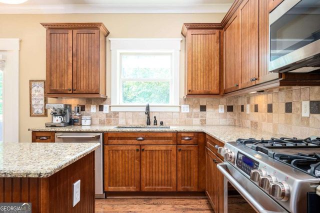 665 Montgomery Avenue, Alpharetta, GA 30004
