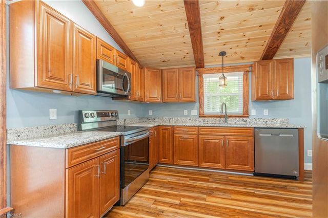81 Pine Tree Drive, Roaring Gap, NC 28668