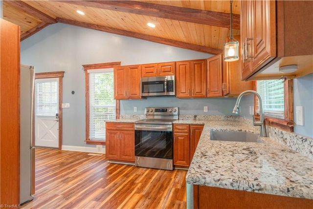 81 Pine Tree Drive, Roaring Gap, NC 28668