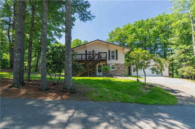 81 Pine Tree Drive, Roaring Gap, NC 28668