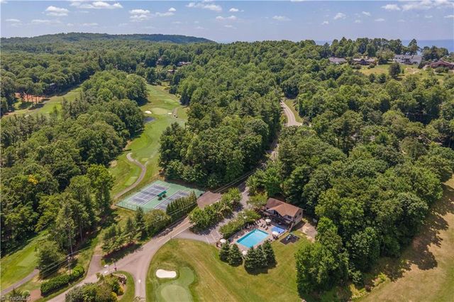 81 Pine Tree Drive, Roaring Gap, NC 28668