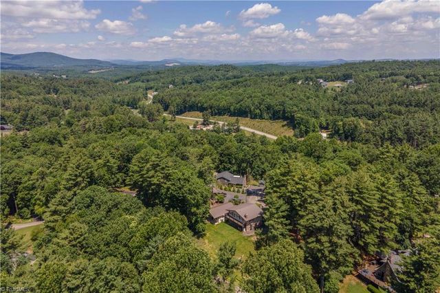 81 Pine Tree Drive, Roaring Gap, NC 28668