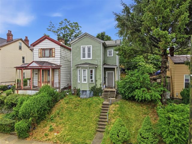 135 Jucunda St, Knoxville, PA 15210