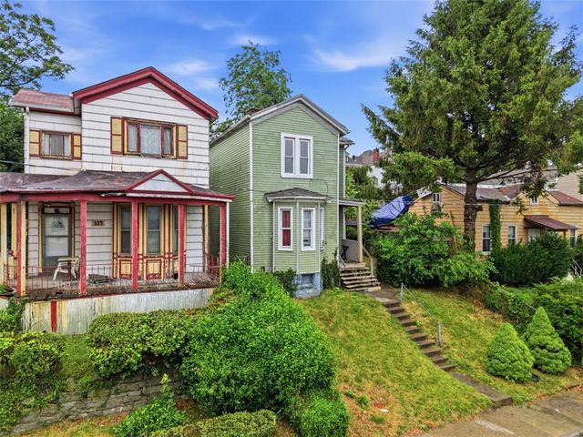 135 Jucunda St, Knoxville, PA 15210