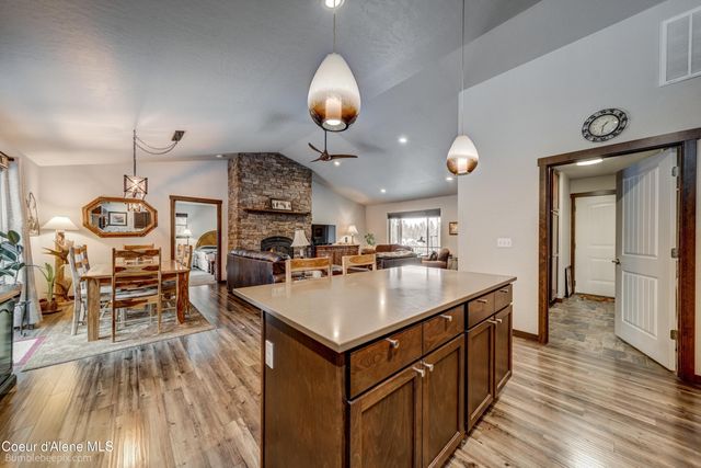 32732 N 14TH AVE, Spirit Lake, ID 83869