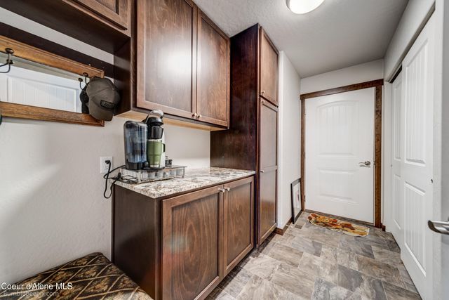32732 N 14TH AVE, Spirit Lake, ID 83869