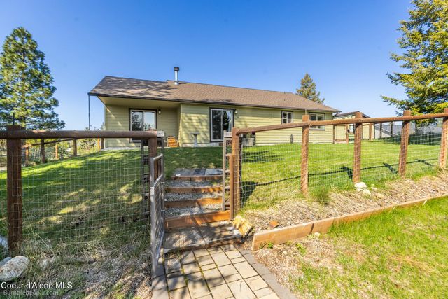 32732 N 14TH AVE, Spirit Lake, ID 83869