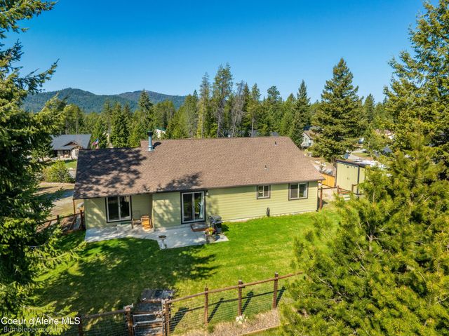 32732 N 14TH AVE, Spirit Lake, ID 83869