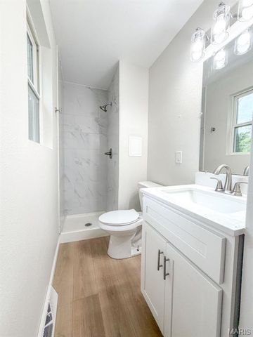 216 Laurel Drive, Fairview Heights, IL 62208