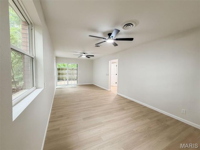 216 Laurel Drive, Fairview Heights, IL 62208