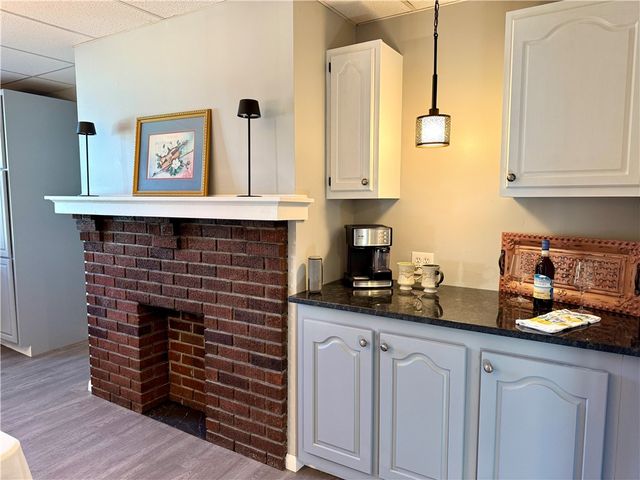 532 N Elm Street, City Of But Ne, PA 16001