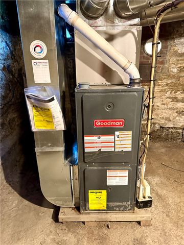 532 N Elm Street, City Of But Ne, PA 16001