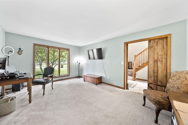 18 Hillgate Road, Johnstown, OH 43031