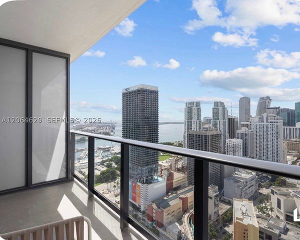 159 NE 6th St 3506, Miami, FL 33132