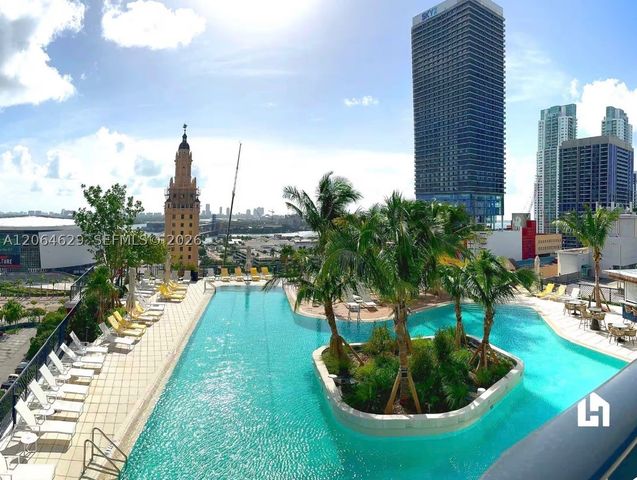 159 NE 6th St 3506, Miami, FL 33132