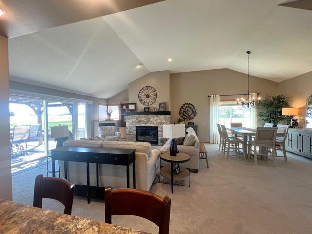 2509 7th Avenue SE, Willmar, MN 56201