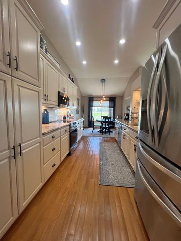 2509 7th Avenue SE, Willmar, MN 56201