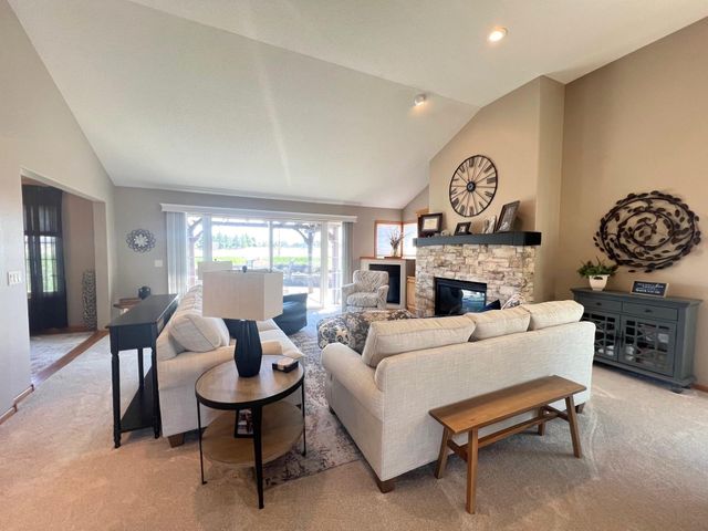 2509 7th Avenue SE, Willmar, MN 56201