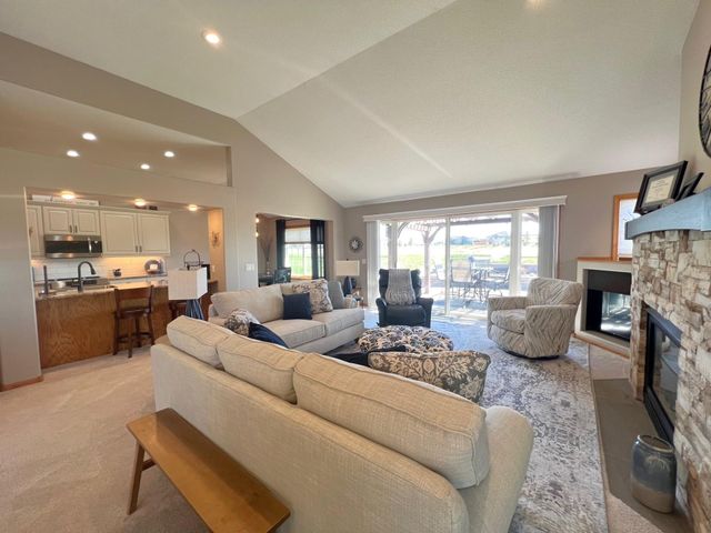 2509 7th Avenue SE, Willmar, MN 56201