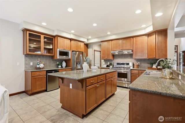 6727 180th Street SE, Snohomish, WA 98296