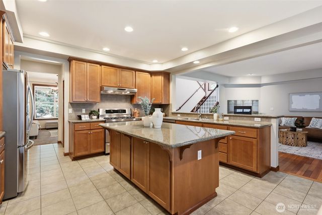 6727 180th Street SE, Snohomish, WA 98296