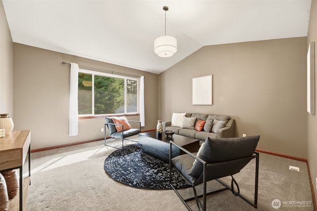 6727 180th Street SE, Snohomish, WA 98296