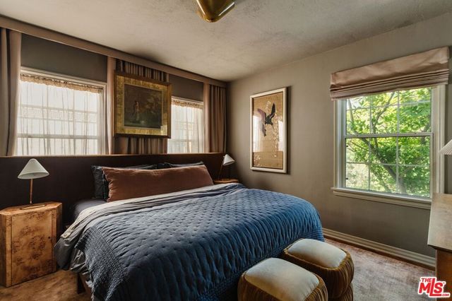 2380 Lake View Avenue, Los Angeles, CA 90039